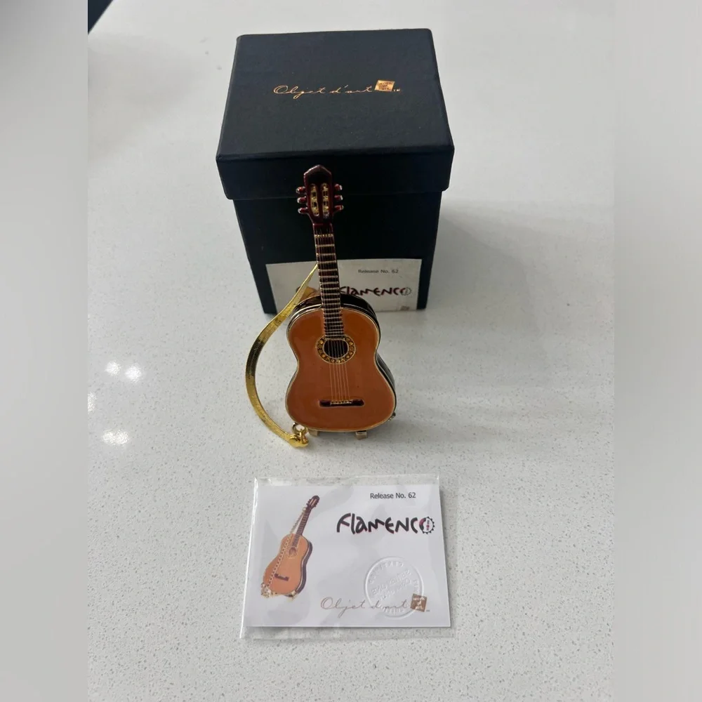 Object de Art‎ Trinket Box #62 Flemco Guitar With Gold Chain Strap New In Box